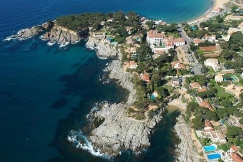 Купить дом в С'Агаро, Испания с 5 комнат, № 1749 - фото 5