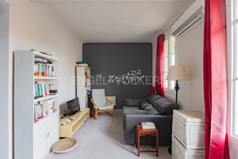 Квартира с 1 спальней в Эшампле, Барселона, Каталония, Испания № 2551