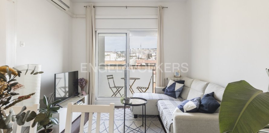 Apartamento de 4 dormitorios en venta en Barcelona, Cataluña, Spain № 2553
