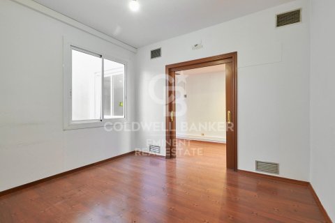 apartment for sale in Barcelona, Catalonia, Spain № 6025 - photo 5
