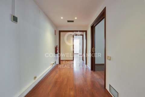 apartment for sale in Barcelona, Catalonia, Spain № 6025 - photo 4