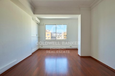 apartment for sale in Barcelona, Catalonia, Spain № 6025 - photo 11