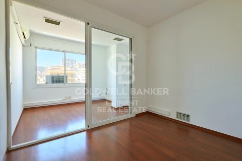 apartment for sale in Barcelona, Catalonia, Spain № 6025 - photo 8