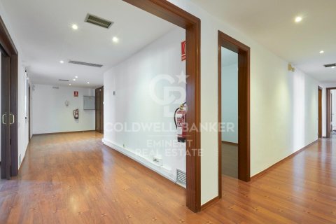 apartment for sale in Barcelona, Catalonia, Spain № 6025 - photo 24
