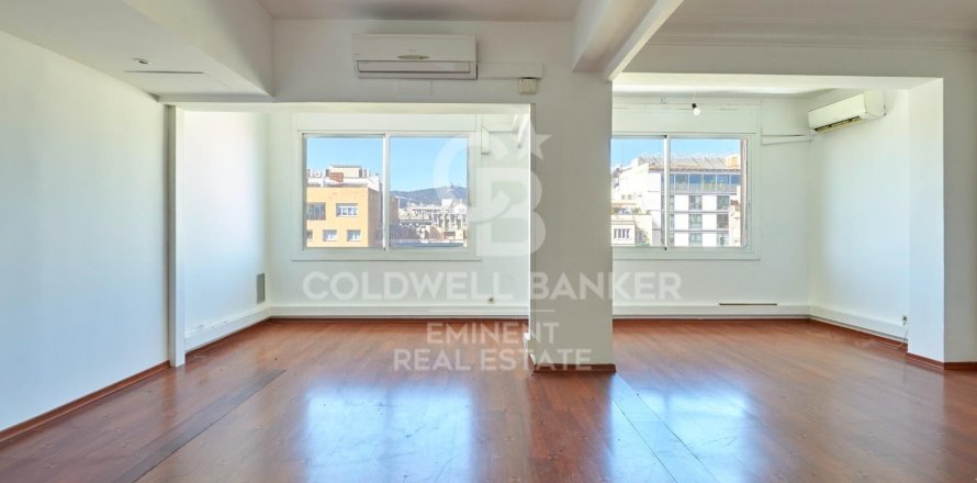 apartment for sale in Barcelona, Catalonia, Spain № 6025