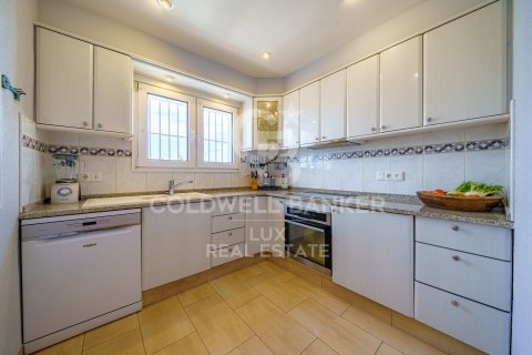 5 bedrooms villa for sale in Roses, Girona, Catalonia, Spain № 6027 - photo 13