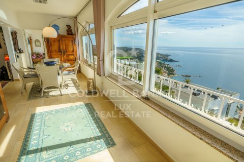 5 bedrooms villa for sale in Roses, Girona, Catalonia, Spain № 6027 - photo 10