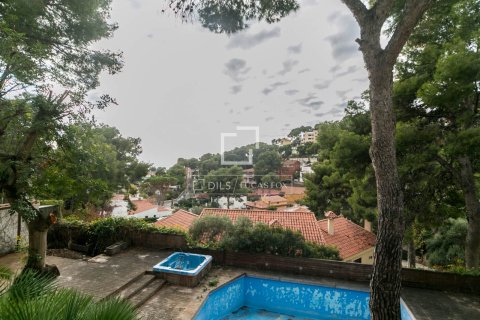 4 chambres villa à vendre à Castelldefels, Barcelona, Catalonia, Spain № 4065 - photo 30