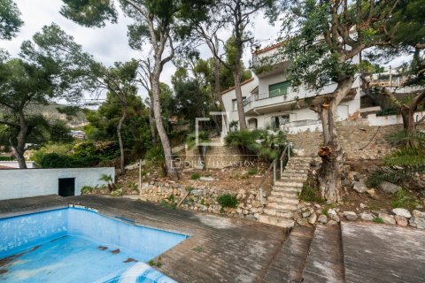 4 chambres villa à vendre à Castelldefels, Barcelona, Catalonia, Spain № 4065 - photo 25