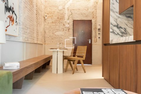 Apartamento de 2 dormitorios en venta en Barcelona, Cataluña, Spain № 4062 - foto 6