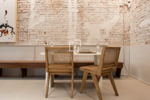 Apartamento de 2 dormitorios en venta en Barcelona, Cataluña, Spain № 4061 - foto 11