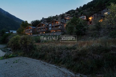 4 bedrooms house for sale in Principado De Andorra (Ninguna Poblacion Tiene C.P.), Lleida, Catalonia, Spain № 5635 - photo 18