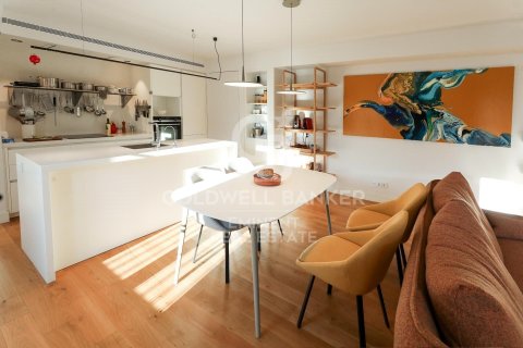 Купить квартиру в Барселона, Испания с 2 спальни, 114м², № 5631 - фото 2