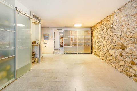 2 bedrooms apartment for sale in Barcelona, Catalonia, Spain № 6424 - photo 23