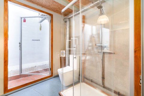 Купить квартиру в Барселона, Испания с 1 спальня, 218м², № 6424 - фото 28