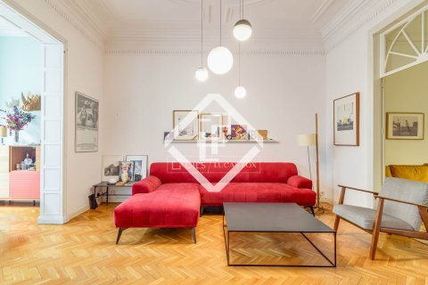 Купить квартиру в Барселона, Испания с 5 спален, 195м², № 6427 - фото 3
