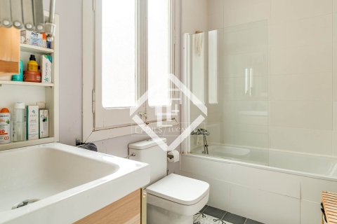 Купить квартиру в Барселона, Испания с 5 спален, 195м², № 6427 - фото 24