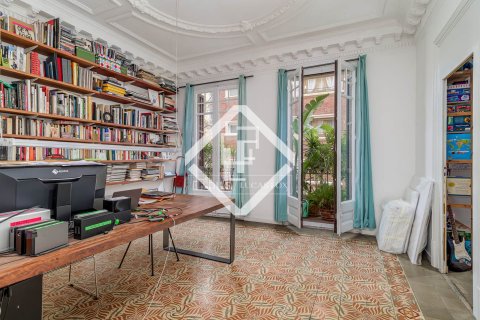 Квартира с 5 спальнями в Барселоне, Каталония, Испания № 6427