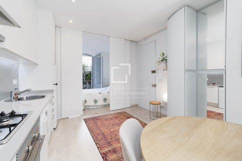 1 bedroom apartment for sale in Barcelona, Catalonia, Spain № 6425 - photo 12