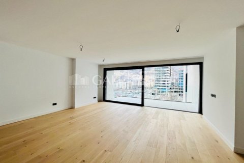 3 bedrooms apartment for rent in Principado De Andorra (Ninguna Poblacion Tiene C.P.), Lleida, Catalonia, Spain № 5260 - photo 7