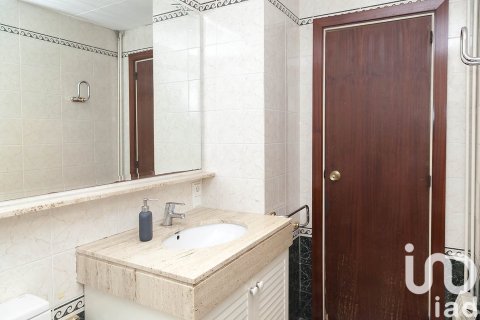 4 bedrooms apartment for sale in Barcelona, Catalonia, Spain № 4840 - photo 16