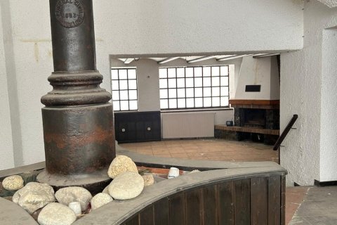 850 sq.m. commercial property for sale in Puigcerda, Girona, Catalonia, Spain № 4837 - photo 3