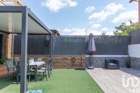 Купить дом в Монткада-и-Рейшак, Испания с 3 спальни, 249м², № 4836 - фото 3