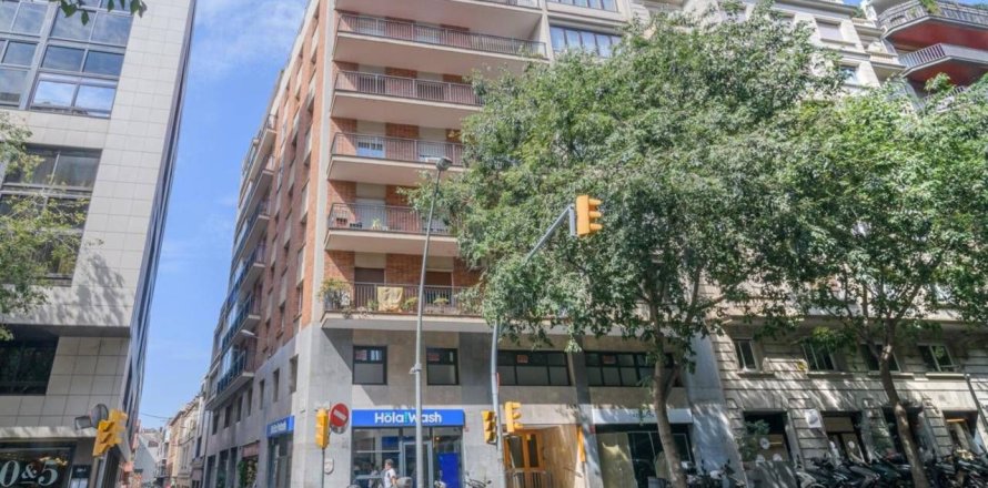 Офис студия в Барселоне, Каталония, Испания № 2530