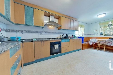 Купить дом в Виньольс-и-эльс-Арк, Испания с 6 спален, 176м², № 5101 - фото 13