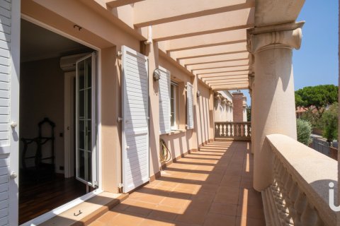 6 bedrooms house for sale in Premia De Mar, Barcelona, Catalonia, Spain № 5102 - photo 27