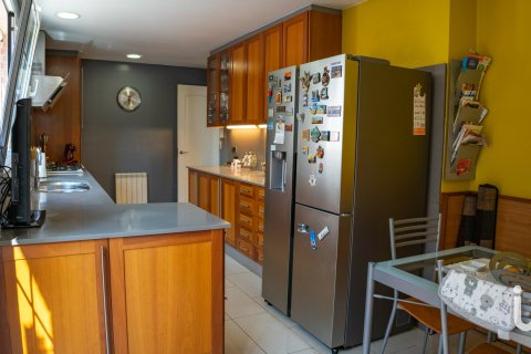 6 bedrooms house for sale in Premia De Mar, Barcelona, Catalonia, Spain № 5102 - photo 11