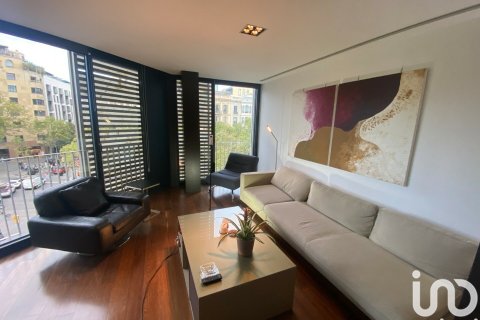 Купить коммерческую недвижимость в Барселона, Испания с 2 спальни, 90м², № 5103 - фото 2