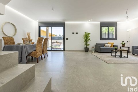 5 bedrooms house for sale in Canyelles, Barcelona, Catalonia, Spain № 5100 - photo 12