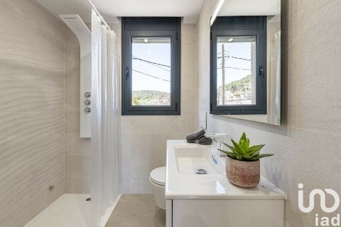 5 bedrooms house for sale in Canyelles, Barcelona, Catalonia, Spain № 5100 - photo 24