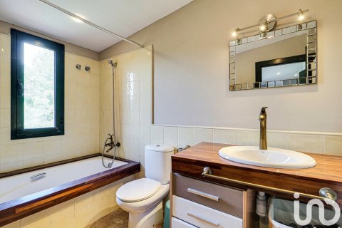 5 bedrooms house for sale in Sant Julia De Ramis, Girona, Catalonia, Spain № 5106 - photo 14