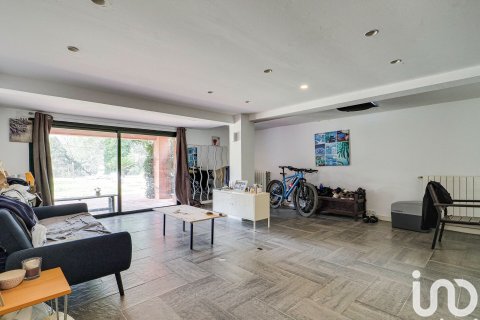 5 bedrooms house for sale in Sant Julia De Ramis, Girona, Catalonia, Spain № 5106 - photo 27