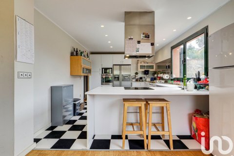 5 bedrooms house for sale in Sant Julia De Ramis, Girona, Catalonia, Spain № 5106 - photo 9