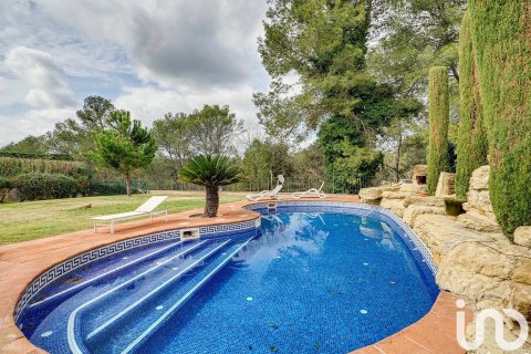 5 bedrooms house for sale in Sant Julia De Ramis, Girona, Catalonia, Spain № 5106 - photo 3
