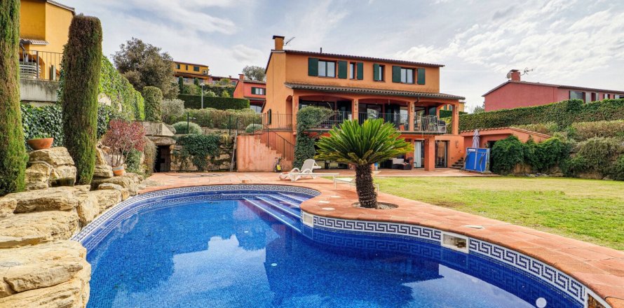 5 bedrooms house for sale in Sant Julia De Ramis, Girona, Catalonia, Spain № 5106