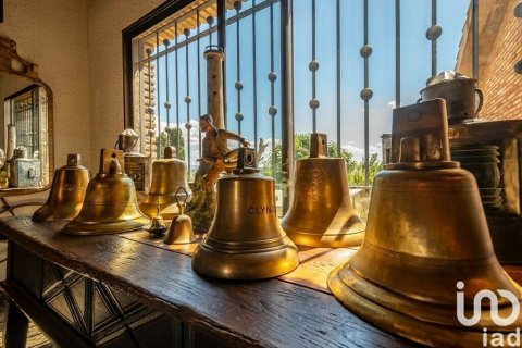 8 bedrooms castles for sale in El Mila, Tarragona, Catalonia, Spain № 5104 - photo 10