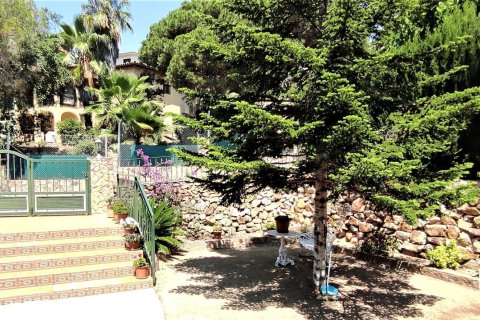 4 bedrooms house for sale in Lloret de Mar, Girona, Catalonia, Spain № 5105 - photo 5