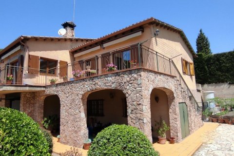 4 bedrooms house for sale in Lloret de Mar, Girona, Catalonia, Spain № 5105 - photo 3