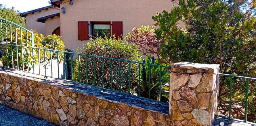 4 bedrooms house for sale in Lloret de Mar, Girona, Catalonia, Spain № 5105