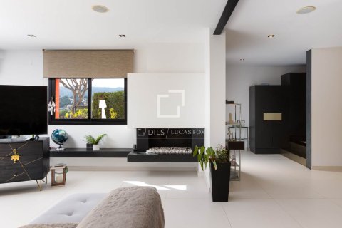 5 bedrooms villa for sale in Cabrils, Barcelona, Catalonia, Spain № 6506 - photo 11