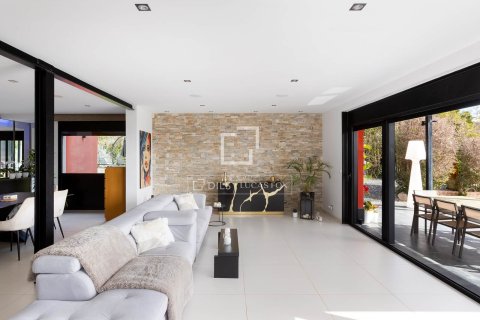 5 bedrooms villa for sale in Cabrils, Barcelona, Catalonia, Spain № 6506 - photo 9