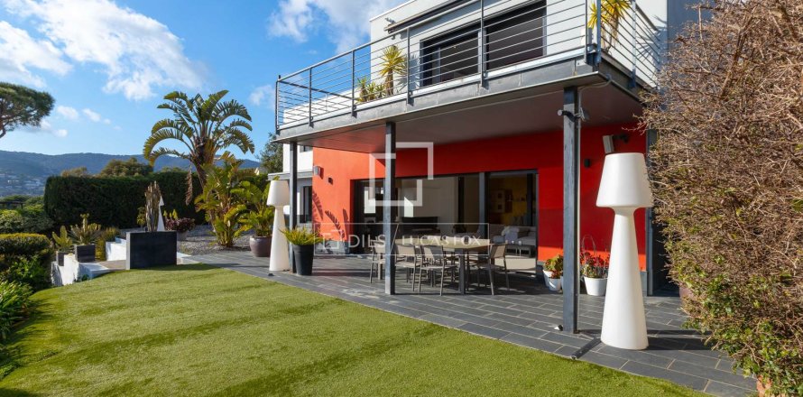 5 bedrooms villa for sale in Cabrils, Barcelona, Catalonia, Spain № 6506