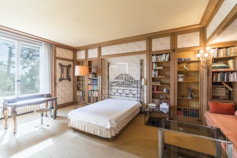 10 bedrooms villa for sale in Barcelona, Catalonia, Spain № 6508 - photo 23