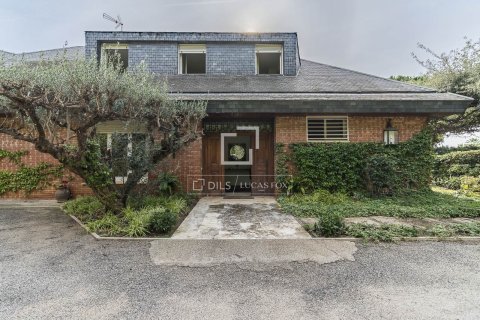 10 bedrooms villa for sale in Barcelona, Catalonia, Spain № 6508 - photo 10