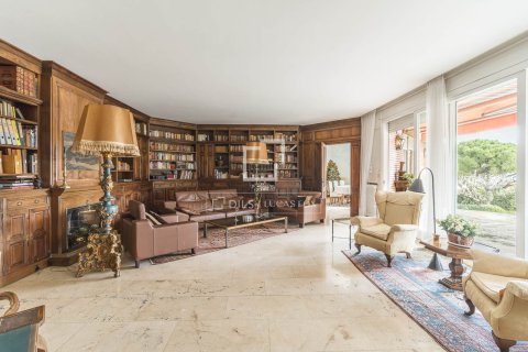 10 bedrooms villa for sale in Barcelona, Catalonia, Spain № 6508 - photo 16