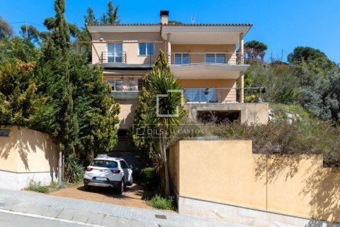 4 bedrooms villa for sale in Premia De Dalt, Barcelona, Catalonia, Spain № 6507 - photo 28